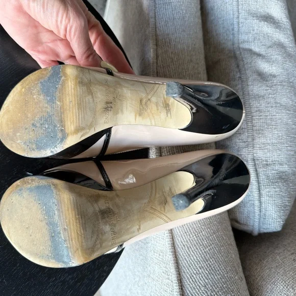 Elegant Cream and Black Peep-Toe Heels - Picture 11 of 13